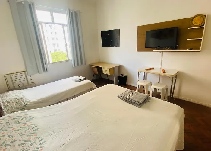 Studio Completo Na Praia De Copacabana , Claro E Silencioso, Com Ar, Wifi, Netflix, Ate 3 Pessoas, Pauloangerami Br502
