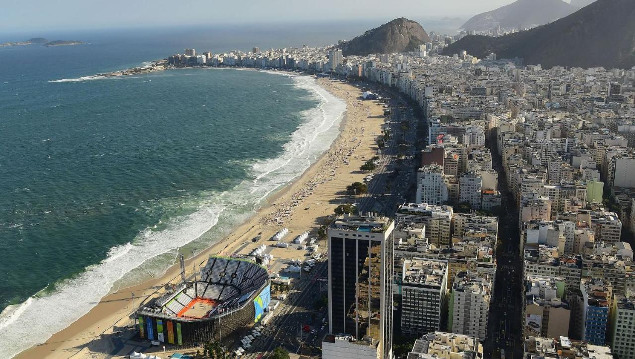 Completo Na De Copacabana , Claro E Silencioso, Com Ar, Wifi, Netflix, Ate 3 Pessoas, Pauloangerami Br502 Rio de Janeiro